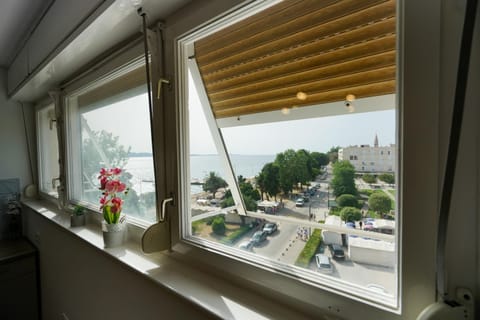 Day, View (from property/room), City view, Sea view, Parking