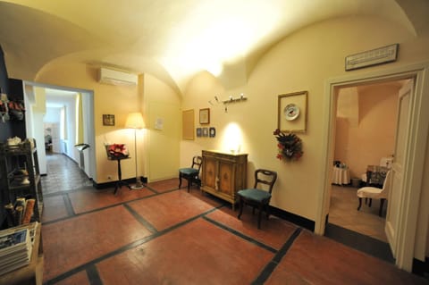 Erasmo Rooms & Breakfast Bed and Breakfast in Finale Ligure