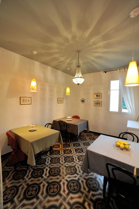 Erasmo Rooms & Breakfast Bed and Breakfast in Finale Ligure