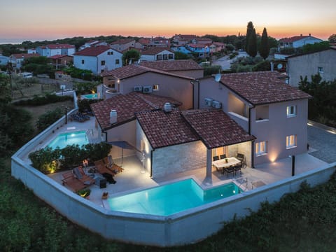 Property building, Bird's eye view, City view, Pool view, Swimming pool, Sunset