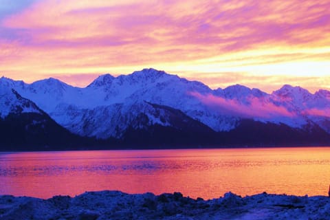 Nearby landmark, Neighbourhood, Natural landscape, Beach, Sunset