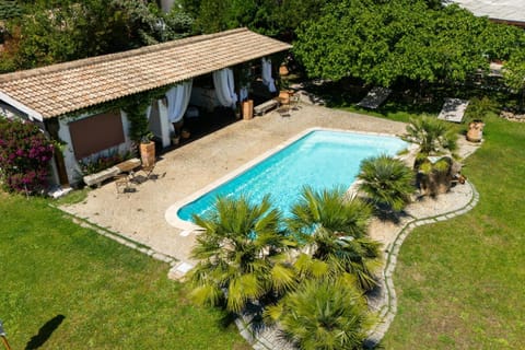 Patio, Garden, Garden view, Swimming pool, sunbed