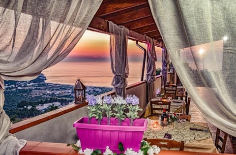 Natural landscape, Area and facilities