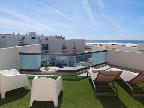 Balcony/Terrace, Pool view, Sea view