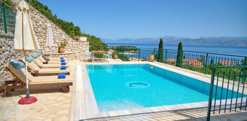 Sea view, Swimming pool