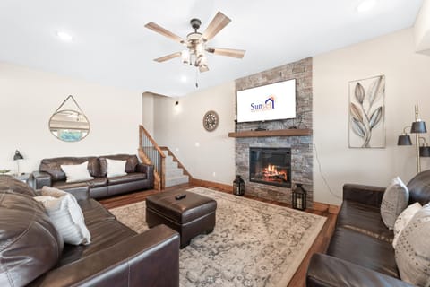 Paradise At The Cove home Nature lodge in Ridgedale