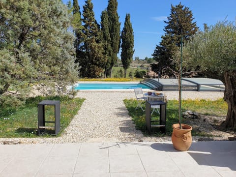 Spring, Swimming pool