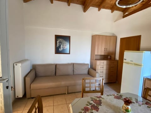 Barbajonn's Stone House House in Islands