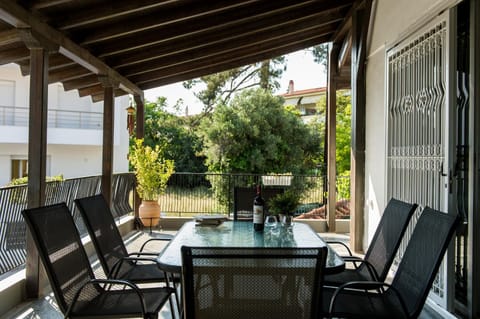 Patio, Balcony/Terrace, Dining area