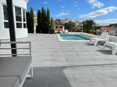Balcony/Terrace, Swimming pool, Swimming pool