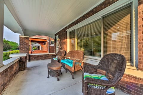 Elegant Detroit Home with Yard about 5 Mi to Dtwn! House in Detroit