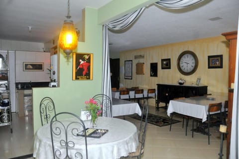 Game Room, Lounge or bar, Breakfast