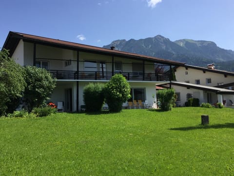 Property building, Day, Summer, Garden, On site