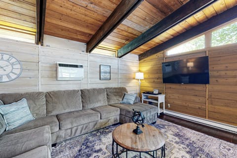 Ann Acres 21039 Elizabeth Ave House in Dewey Beach