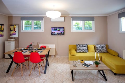 Endless Blue Sunshine Villa in Decentralized Administration of Macedonia and Thrace