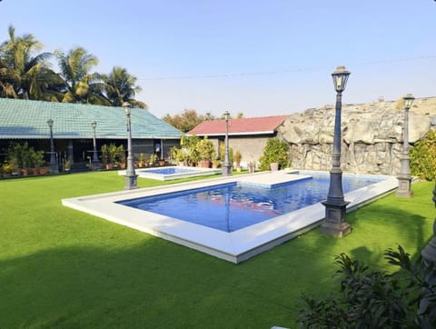 Garden, Garden view, Pool view, Swimming pool