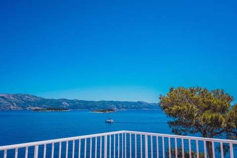 Sea View Apartment Zure Apartment in Dubrovnik-Neretva County