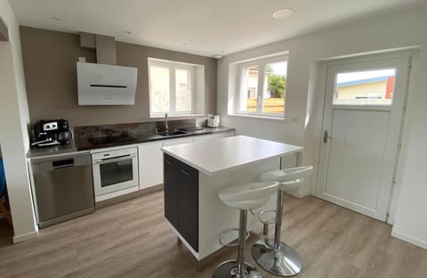 Saint-Pol family house garden fully equipped 12 people House in Finistere