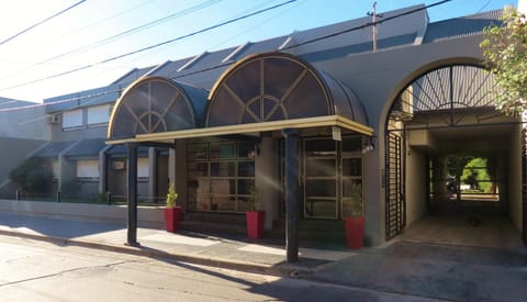 Facade/entrance, Day