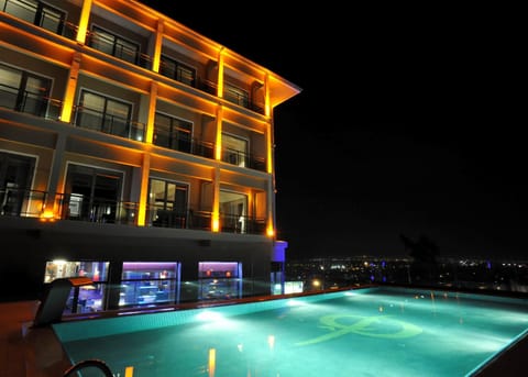 Property building, Swimming pool