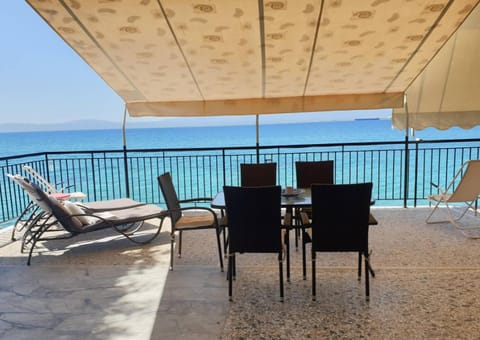 Property building, View (from property/room), Sea view, Location