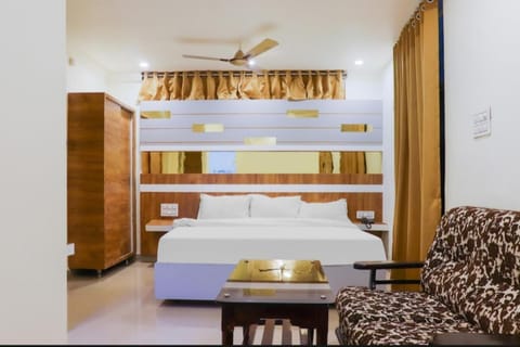 Living room, Bedroom