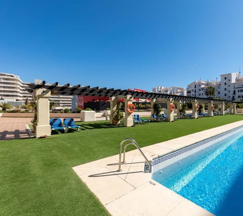 Swimming pool, Swimming pool, sunbed