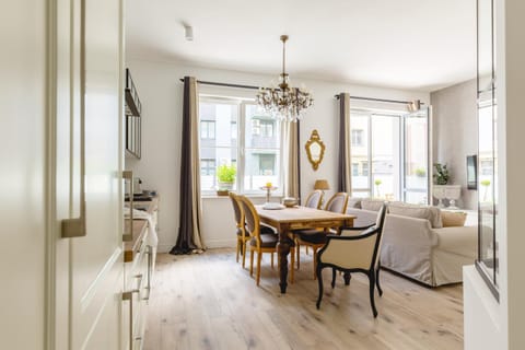 Bea Garden Home - dwie sypialnie i taras Apartment in Pomeranian Voivodeship