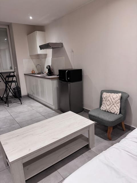 Studio en centre ville Apartment in Bourgogne-Franche-Comté