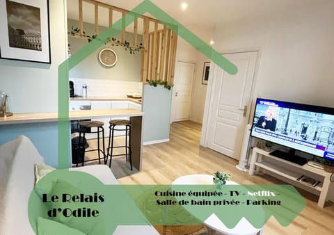 Communal lounge/ TV room, Living room, Lounge or bar