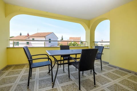 Property building, Balcony/Terrace