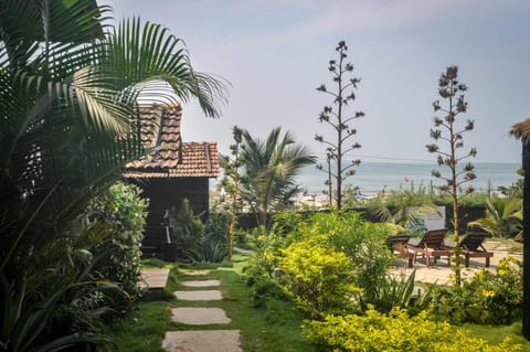Garden view, Sea view