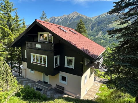 Property building, Spring, Natural landscape, Mountain view