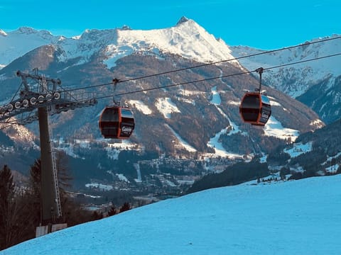 Natural landscape, Winter, Skiing, Mountain view