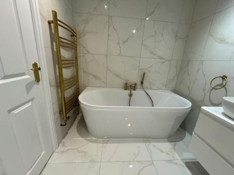 Shower, Bathroom, Bath