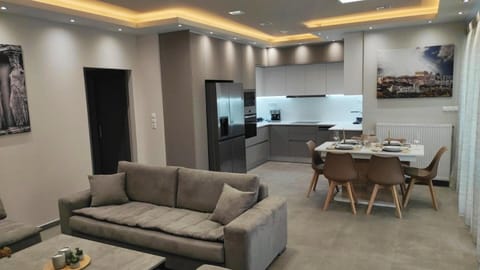 Property building, Living room, Seating area, Dining area