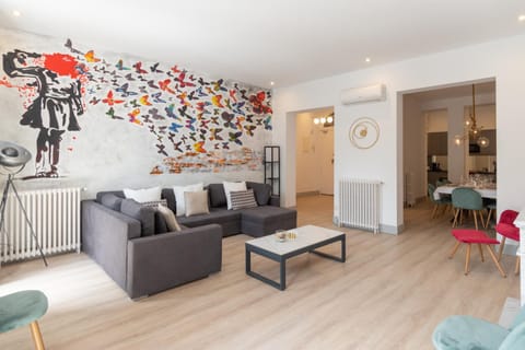 Communal lounge/ TV room, Lounge or bar