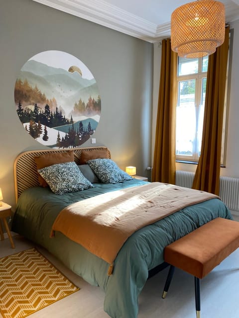 Bed, Bedroom