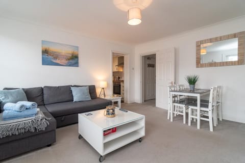 Living room, Photo of the whole room