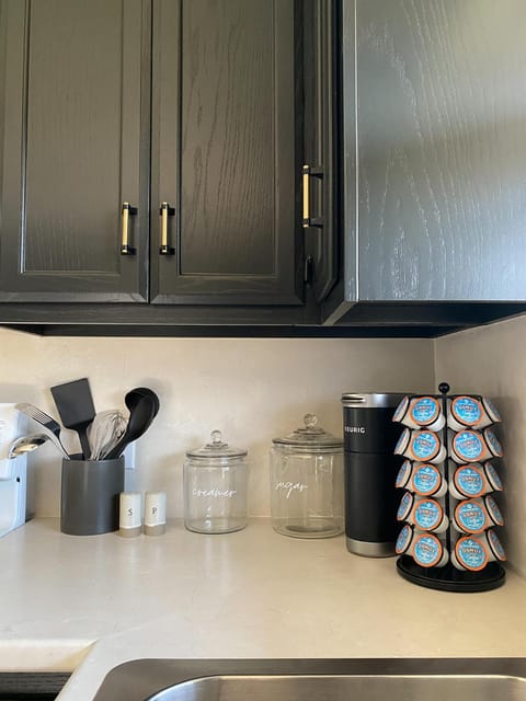 Coffee/tea facilities, Food and drinks, kitchen