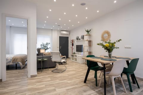 Communal lounge/ TV room, Living room