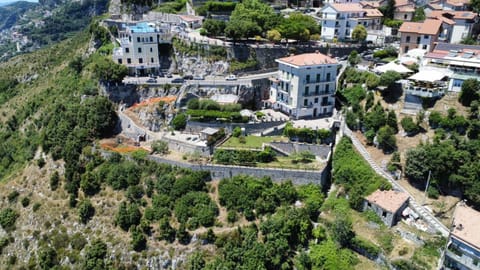 Apartments PARADISE GARDEN Holiday House House in Agerola