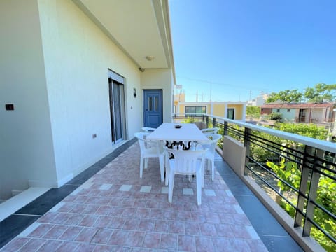 Balcony/Terrace, Balcony/Terrace