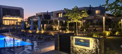 BBQ facilities, Swimming pool