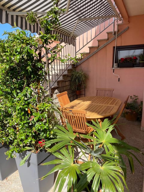 Property building, View (from property/room), Balcony/Terrace, Balcony/Terrace, Entertainment