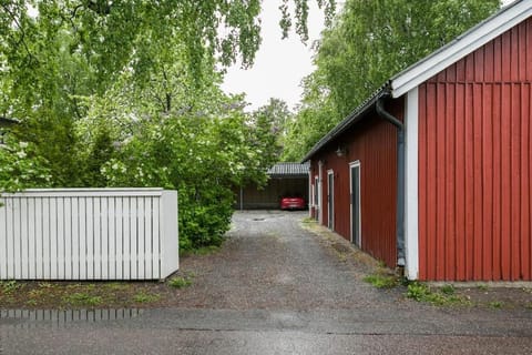 Upea remontoitu huoneisto Naantalin sydämessä Apartment in Finland