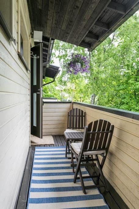 Upea remontoitu huoneisto Naantalin sydämessä Apartment in Finland