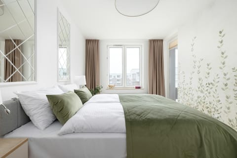 Seaside Apartamenty Mazowiecka Park - wyjątkowy apartament na 7 osób 2 sypialnie, 2 łazienki i parking - Luxury large apartment with 2 bedrooms, 2 bathrooms and parking Apartment in West Pomeranian Voivodeship, Poland