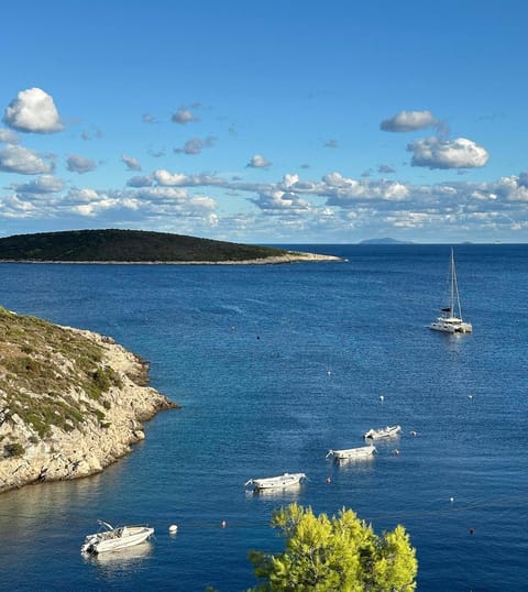 Nearby landmark, Sea view