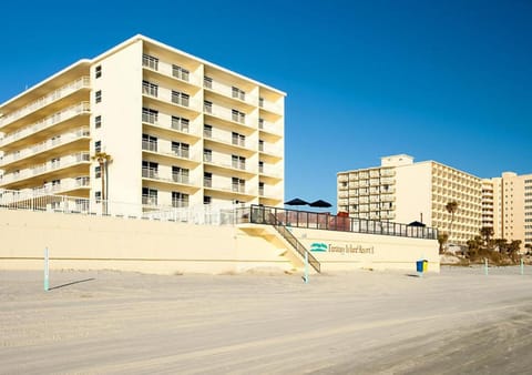 Property building, Beach